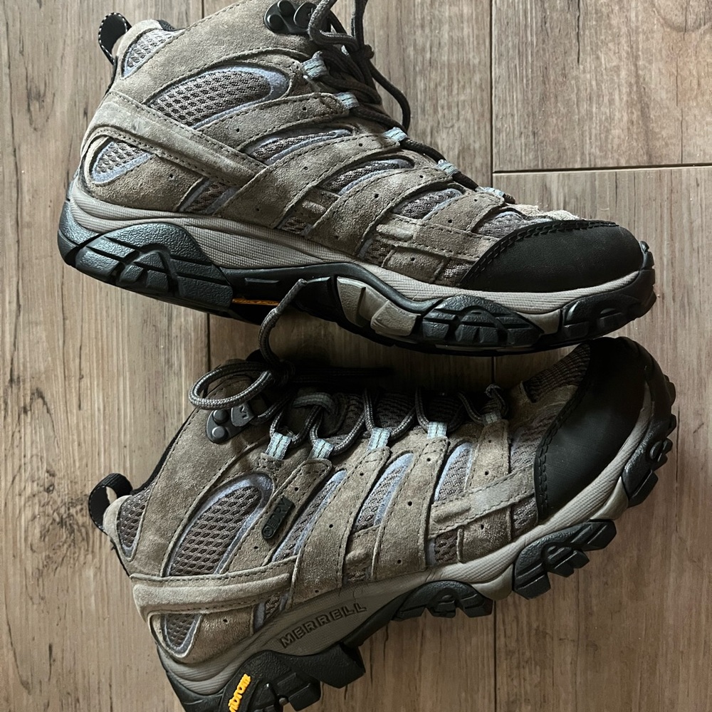 SOLD Merrell Women’s Gray and Black Hiking Boots